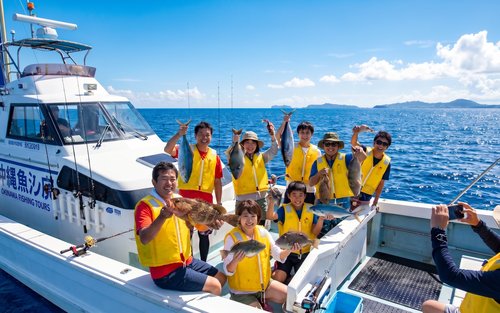 Naha Okinawa 3-Hour Fishing Experience with Local Experts