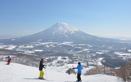Niseko Síközpont - Új Chitose Repülőtér és Sapporo Transzferbusz