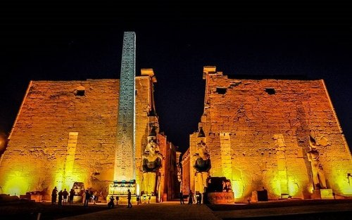 Visita històrica privada de mig dia a Luxor i Karnak
