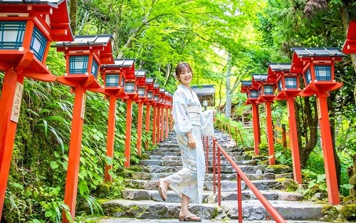 Kyoto Small Group Day Tour: Kifune Shrine & Nanzen-ji Temple/Eikando Temple & Sanzen-in Temple & Eizan Electric Railway Experience (Departure from Osaka/Kyoto)