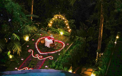 Ely's Kitchen & Sky Lounge Dining Experience in Ubud Bali