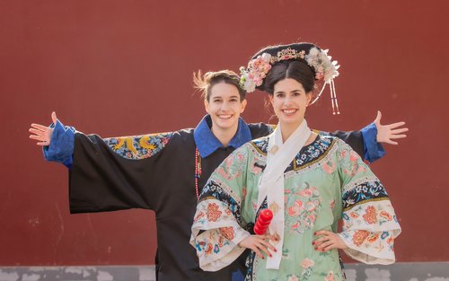 Beijing Ancient Costume Experience Photography [Free Choice of Clothing + Exquisite Makeup & Styling + Professional Photographer]