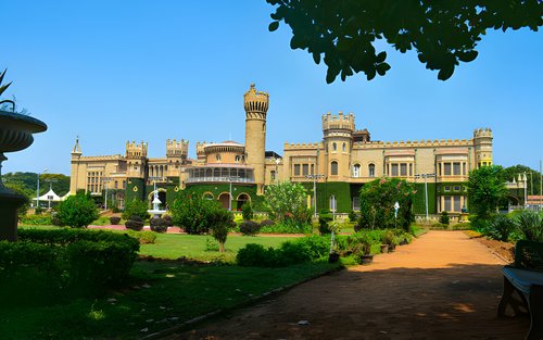 Bangalore: Full-Day Private City Highlight Tour With Pickup