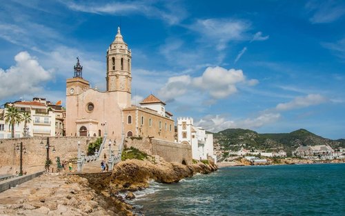 Tarragona & Sitges Full Day Tour from Barcelona with Hotel Pickup