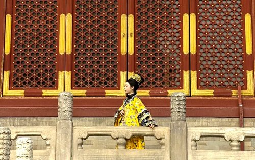 พระราชวังต้องห้ามปักกิ่ง + ยูนิเวอร์แซลสตูดิโอ + กำแพงเมืองจีนมู่เถียนยวี่ + หอสักการะฟ้าเทียนถาน + พระราชวังฤดูร้อนอี้เหอหยวน + สวนสัตว์แพนด้า + คณะกายกรรม ทัวร์ส่วนตัว 6 วัน