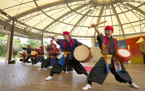 Okinawa World Ticket & Nanjo Cultural Workshop Experience