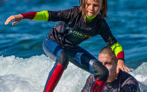 Leksiyon sa pag-surf sa Playa de las Americas
