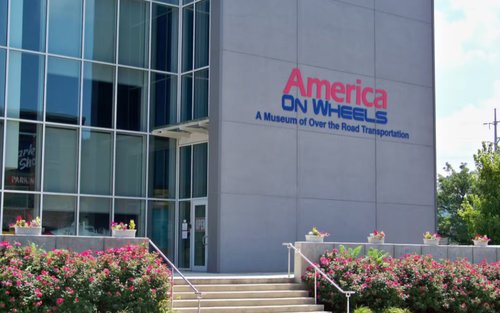 Vstupenka do muzea America On Wheels