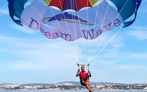 Parasailing experience in Albufeira