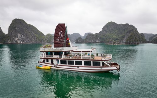 Serenity Premium Day Cruise: Lan Ha Bay & Cat Ba