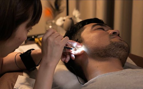 Tòquio: Autèntica experiència japonesa de neteja d'orelles i relaxació
