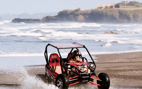 Experiencia en Buggy en la Playa en Bali