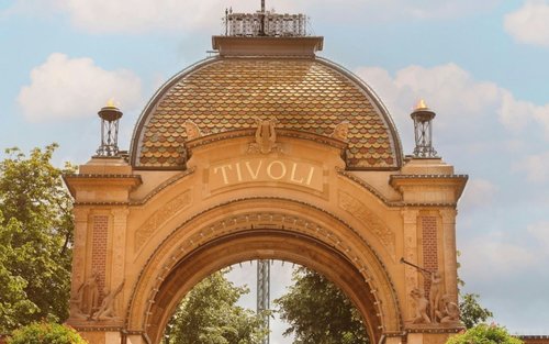 Kemasukan ke Tivoli Garden di Copenhagen