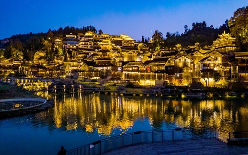 Viaje de 2 días de Chongqing a Wujiang Village y Shier Beihou en Guizhou (ida y vuelta)