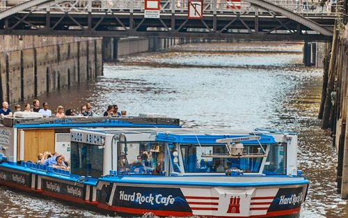 Visite en bateau du port de Hambourg