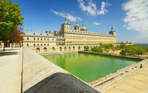 El Escorial, The Valley and Segovia tour from Madrid