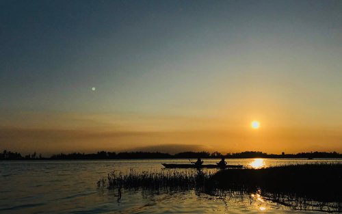 Západ slunce Kajakování Vodní dobrodružství v Hoi An