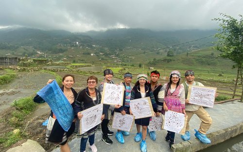 ESapa Trekking Ta Van Village & Batik Painting (Optional Chinese Guide)