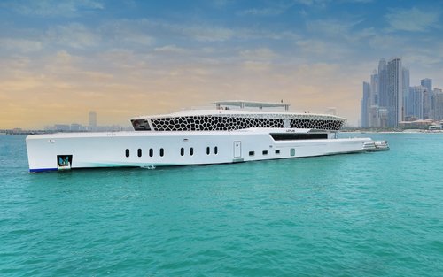 Călătorie cu iahtul de lux din Dubai