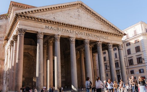 Rome Pantheon Small Group Join-In Tour with Fast Track Entry