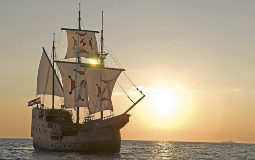 杜布罗夫尼克全景夕阳游船