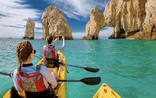 El Arco and Playa del Amor Kayak and Snorkel Tour in Cabo San Lucas