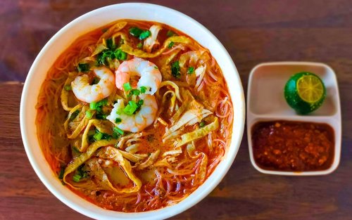 Kuching Foodie Experience Guided Tour with 5 Tastings