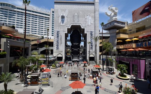 Hollywoodi napos túra plusz Santa Monica Beach és Pier Las Vegasból 