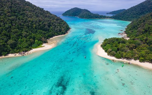 Excursión de día completo de esnórquel al Parque Nacional Phuket Mu Ko Surin con aldea local