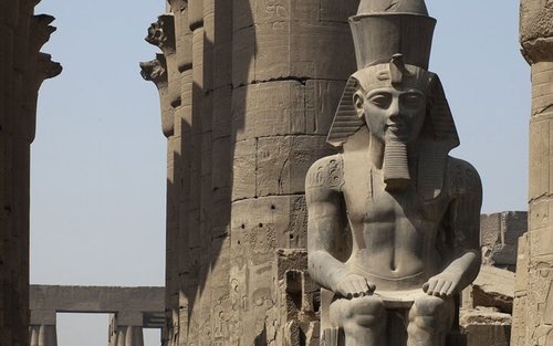 Ganztägige Luxor-Tour, Tal der Könige mit Transfer - Hurghada