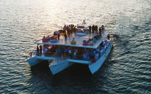 Exclusive Yacht Cruise in Subic Bay