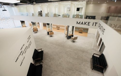 Esperienza di Trucco e Parrucco presso Seoul Yoning Hair Shop