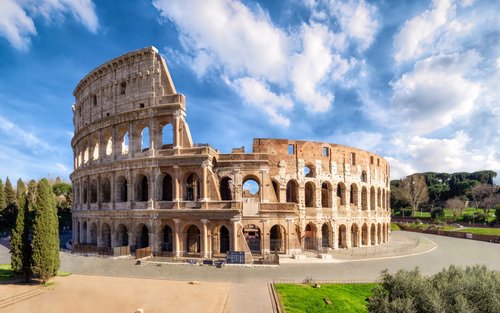 Colosseum ticket with AI guide app and 3D map in Rome