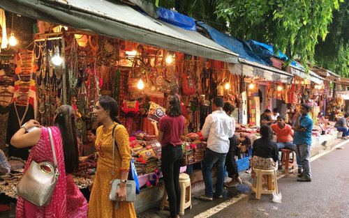 New Delhi: Half Day Shopping Tour with Transfers