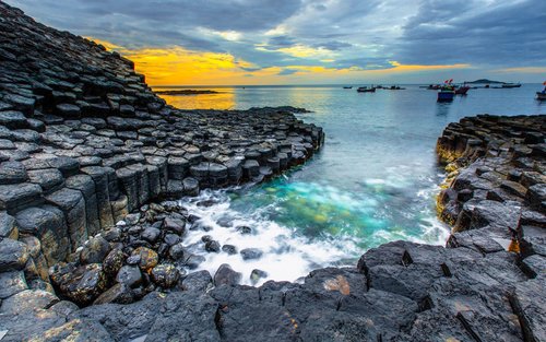 Phu Yen Day Tour From Quy Nhon: Mang Lang Church, Ghenh Da Dia, O Loan Lagoon,...