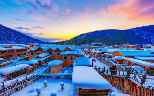 Snow Town & Yabuli Ski Resort One-Day Tour