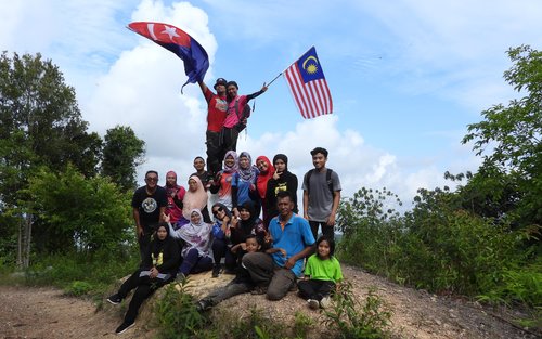 Vandring i Desaru Belungkor Hill