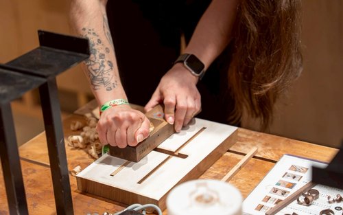 [HASHI LAB(Osaka)]: Custom Chopstick Making Experience