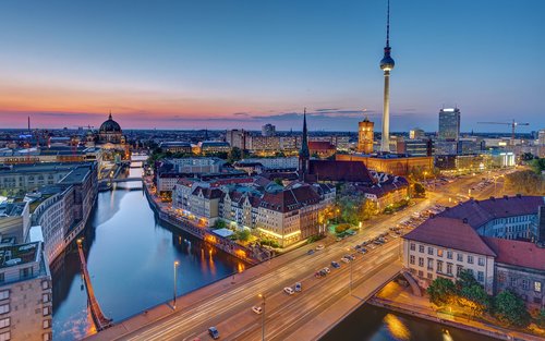 ベルリン テレビ塔：旅行前に知っておきたいおすすめ情報