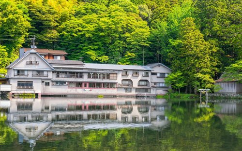 由布院・别府灶地狱・太宰府天满宫一日游（福冈出发）｜中文导游・含灶地狱门票