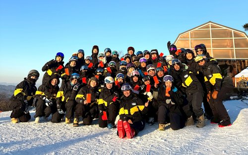 Excursion d'une journée au domaine skiable de Sapporo Teine à Hokkaido : ski et snowboard, cours en mandarin (comprenant navette, équipement de ski, moniteur de ski chinois)