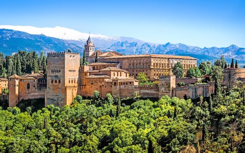 Alhambra & Granada Full-Day Tour with Optional Nasrid Palaces