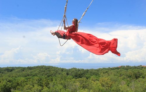 Swing Experience at Uluwatu Bali 