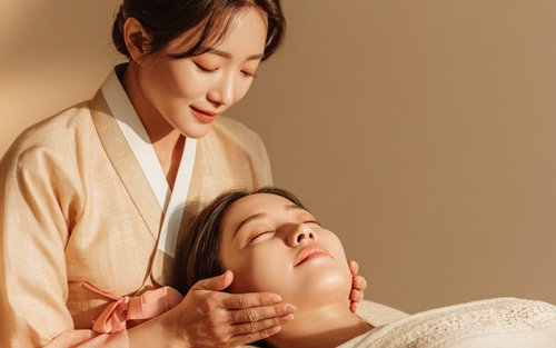Liệu Trình Chăm Sóc Da Mặt & Trị Liệu K-Beauty Cá Nhân Hóa | Hongdae Seoul