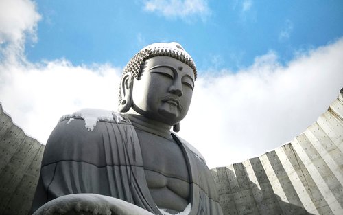 Sapporo Jozankei & Great Buddha Head Cultural Immersion Day Tour