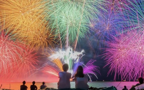 [Hakone & Atami Fireworks Day Trip] Mt. Fuji Hakone Shrine & Floating Torii Gate & Lake Ashi Lakeside Stroll & Atami Sun Beach & Atami Fireworks Festival (From Tokyo)