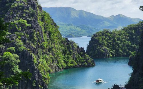 Coron Super Ultimate Day Tour with Shipwreck