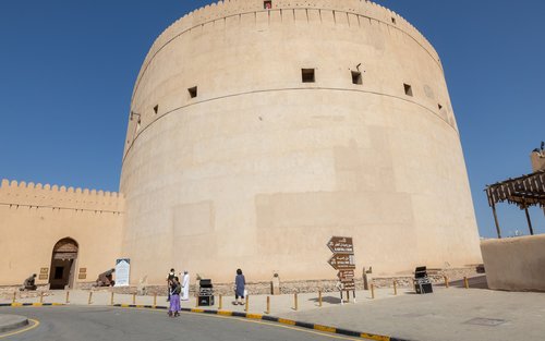 Однодневный тур в Маскат, форт Низва и Аль-Хамра