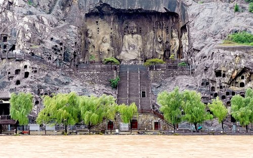Xi'an Private Tour: Louyang Longmen Grottoes&Shaolin Temple by Train