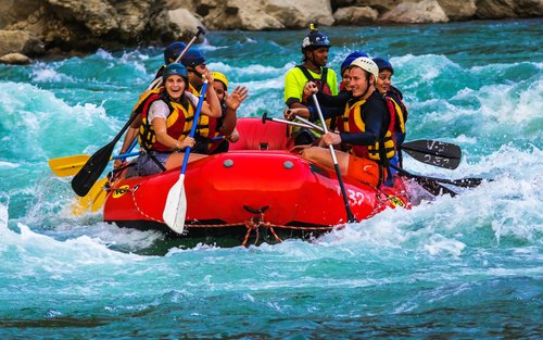 Manali Wild River Rafting Experience with a Local Expert